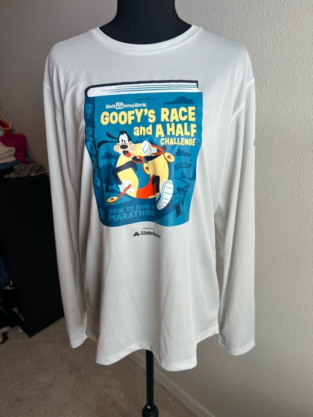 Run Disney 2026 Brooks Gray Long Sleeve Tee Goofys Half Marathon